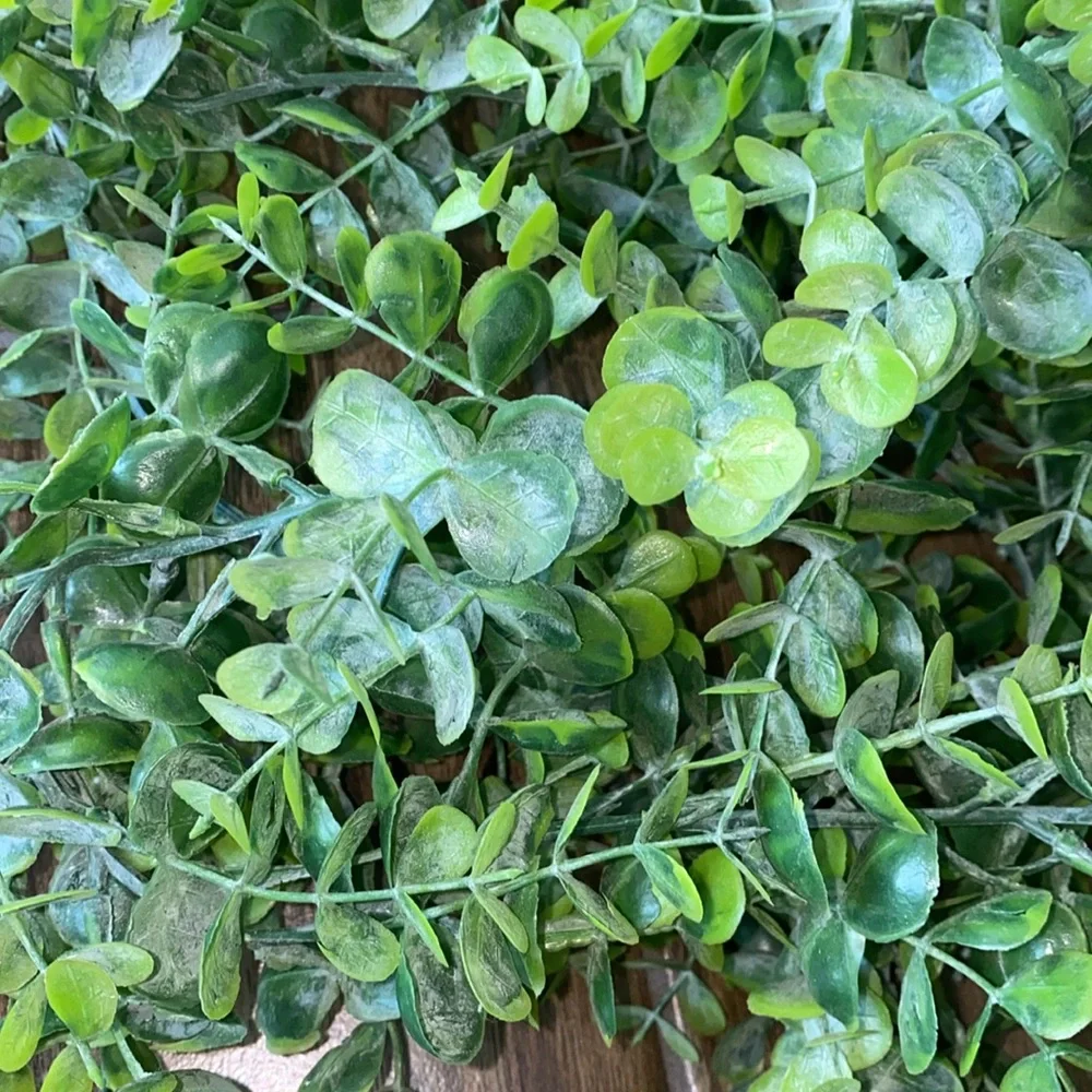 🪼2 5ft artificial frosted eucalyptus cinerea garland! - Picture 3 of 7